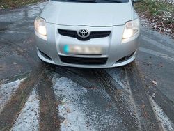 Silber Gebraucht 2009 Toyota Auris Kleinwagen | 4.000 € (Fairer Preis)