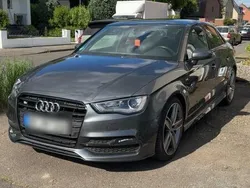 Grau Gebraucht 2016 Audi A3 S-Line Limousine | 15.500 € (Fairer Preis)