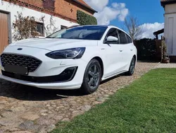 Weiß Gebraucht 2019 Ford Focus Vignale Kombi | 17.900 € (Fairer Preis)
