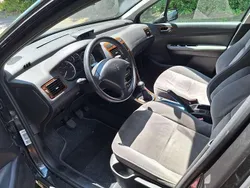 Schwarz Gebraucht 2002 Peugeot 307 Kombi | 1.200 € (Fairer Preis)