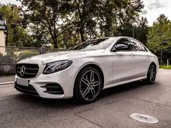 Weiß Gebraucht 2019 Mercedes E200 AMG Limousine | 28.999 € (Fairer Preis)