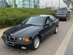 Schwarz Gebraucht 1997 BMW 328 Limousine | 9.500 € (Superpreis)