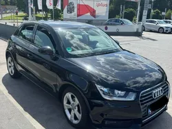 Schwarz Gebraucht 2017 Audi A1 Sportback Sport Kleinwagen | 9.999 € (Guter Preis)