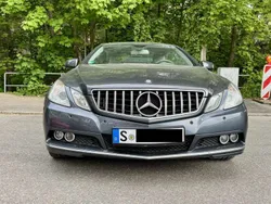 Grau Gebraucht 2011 Mercedes E250 Elegance Coupé | 12.000 € (Fairer Preis)