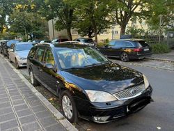 Schwarz Gebraucht 2006 Ford Mondeo Ghia Kombi | 2.200 € (Guter Preis)