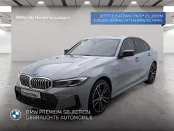 Grau Gebraucht 2024 BMW 330e M Sport Limousine | 45.907 € (Guter Preis)