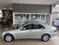 Silber Gebraucht 2005 Mercedes C200 Elegance Limousine | 4.990 € (Fairer Preis)