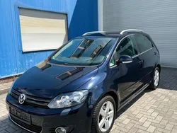 Blau Gebraucht 2011 VW Golf Plus Style Van / Kleinbus | 6.790 € (Fairer Preis)
