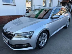 Silber Gebraucht 2020 Skoda Superb Style Kombi | 17.490 € (Guter Preis)