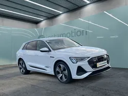 Weiß Gebraucht 2022 Audi e-tron S-Line SUV | 47.090 € (Teuer)