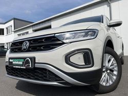 Ascotgrau Gebraucht 2024 VW T-Roc Life SUV | 25.860 € (Guter Preis)