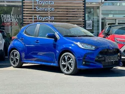 Blau Neu 2025 Toyota Yaris Hybrid Limousine | 27.490 € (Fairer Preis)