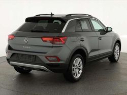 Rauchgrau metallic Neu 2025 VW T-Roc Life SUV | 31.595 € (Superpreis)
