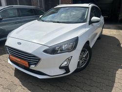 Weiß Gebraucht 2022 Ford Focus Cool & Connect Limousine | 10.880 € (Etwas zu teuer)