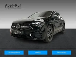 Unilack nachtschwarz Gebraucht 2025 Mercedes GLA200 AMG SUV | 43.277 € (Fairer Preis)