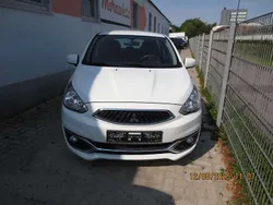 Weiß Gebraucht 2018 Mitsubishi Space Star Limousine | 5.990 € (Fairer Preis)