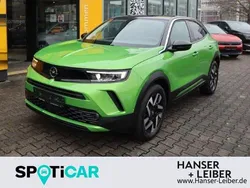 Ikone grün Gebraucht 2024 Opel Mokka Elegance SUV | 20.960 € (Guter Preis)