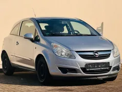 Silber Gebraucht 2007 Opel Corsa Edition Kleinwagen | 2.690 € (Etwas zu teuer)