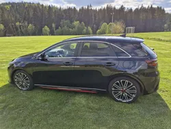Schwarz Gebraucht 2020 Kia Ceed GT 2 Limousine | 19.600 € (Guter Preis)