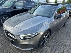 Grau Gebraucht 2019 Mercedes A200 Progressive Limousine | 19.750 € (Fairer Preis)
