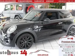 Schwarz Gebraucht 2017 Mini ONE Kleinwagen | 10.850 € (Etwas zu teuer)