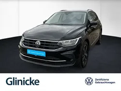 Schwarz Gebraucht 2022 VW Tiguan Active SUV | 29.440 € (Etwas zu teuer)