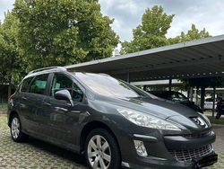 Grau Gebraucht 2009 Peugeot 308 Sport Kombi | 4.190 € (Etwas zu teuer)