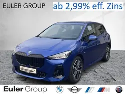 Blau Gebraucht 2023 BMW 218 Active Tourer Luxury Line Van / Kleinbus | 32.385 € (Guter Preis)