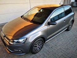 Grau Gebraucht 2016 VW Polo Allstar Limousine | 7.999 € (Fairer Preis)
