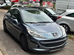 Grau Gebraucht 2006 Peugeot 207 Tendance Kleinwagen | 1.800 € (Fairer Preis)