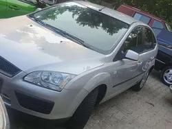 Polarsilber metallic Gebraucht 2007 Ford Focus Fun X Kleinwagen | 4.980 € (Fairer Preis)