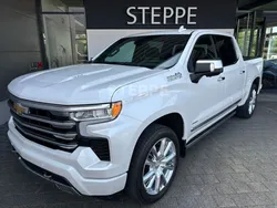 White met (metallic) Gebraucht 2024 Chevrolet Silverado SUV | 69.900 € (Guter Preis)