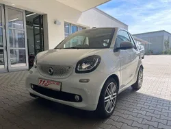 Weiß Gebraucht 2018 Smart ForTwo Cabrio Brabus Cabrio | 15.900 € (Etwas zu teuer)