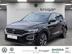 Schwarz Gebraucht 2020 VW T-Roc Style SUV | 27.900 € (Etwas zu teuer)