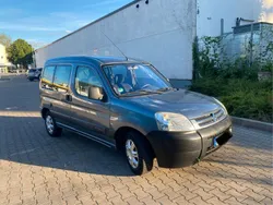 Grau Gebraucht 2008 Citroën Berlingo Advance Van / Kleinbus | 3.000 € (Guter Preis)