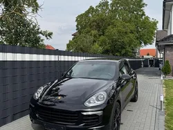 Schwarz Gebraucht 2016 Porsche Cayenne SUV | 28.999 € (Fairer Preis)