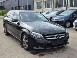 Schwarz Gebraucht 2018 Mercedes C300 Avantgarde Kombi | 23.000 € (Guter Preis)