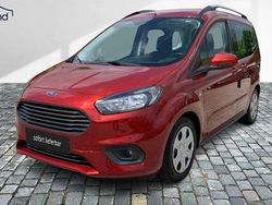 Rot Gebraucht 2018 Ford Tourneo Courier Van / Kleinbus | 14.970 € (Teuer)