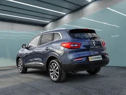Grau Gebraucht 2022 Renault Kadjar SUV | 18.399 € (Guter Preis)
