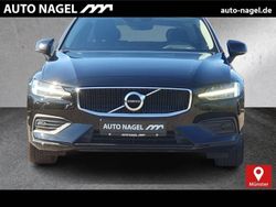 Black solid "stone" / solid Gebraucht 2022 Volvo V60 Momentum Kombi | 29.800 € (Fairer Preis)