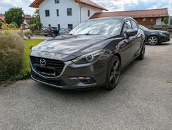 Grau Gebraucht 2018 Mazda 3 Exclusive-Line Limousine | 11.990 € (Fairer Preis)