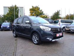 Schwarz Gebraucht 2021 Dacia Lodgy Stepway Van / Kleinbus | 15.200 € (Fairer Preis)
