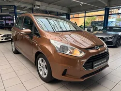 Braun Gebraucht 2013 Ford B-MAX SYNC Edition Van / Kleinbus | 7.490 € (Fairer Preis)