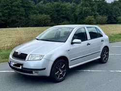 Silber Gebraucht 2001 Skoda Fabia Kleinwagen | 2.999 € (Etwas zu teuer)