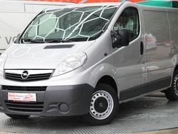 Silber Gebraucht 2013 Opel Vivaro Van | 9.450 € (Teuer)