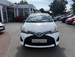 Super white 2 Gebraucht 2015 Toyota Yaris Basis Kleinwagen | 9.500 € (Fairer Preis)
