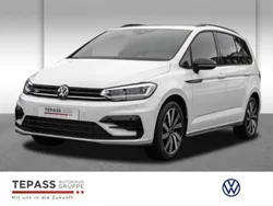 Weiss Gebraucht 2025 VW Touran Highline Van / Kleinbus | 47.220 €
