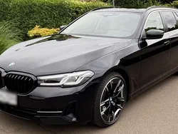 Schwarz Gebraucht 2021 BMW 530 Sport Line Kombi | 41.300 € (Fairer Preis)