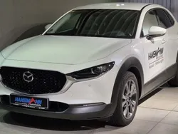 Snowflake white metallic Gebraucht 2024 Mazda CX-30 Exclusive-Line SUV | 32.490 € (Etwas zu teuer)