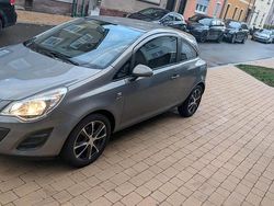 Braun Gebraucht 2013 Opel Corsa Kleinwagen | 2.800 € (Superpreis)